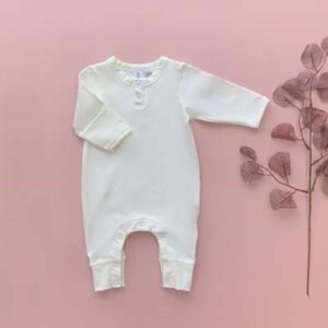 The Baby Blanks Gro Suit is a 190gsm cotton elastane combed jersey fabric garment.  Long legged, long sleeved, no feet!  3 colours.  0000-1.