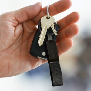 The Stanton Key Ring is a stylish key ring made from PU and with a nickel ring. Individual black box. Smart black key rings to personalise.